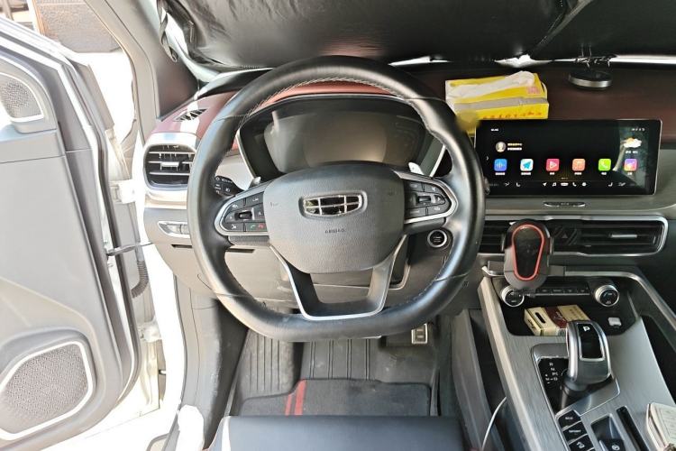 Used Geely Auto Coolray 2019 Sport Model 260T DCT Battle China V Standard Steering Wheel
