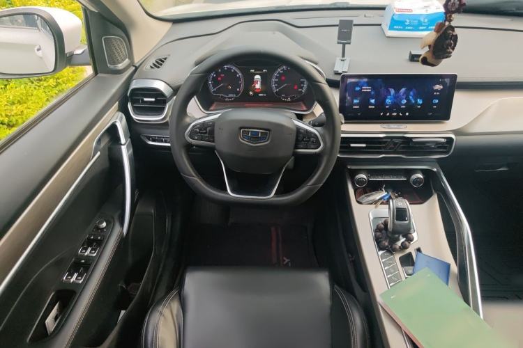 Used Geely Auto Coolray 2019 260T DCT Knight China V Standard Steering Wheel