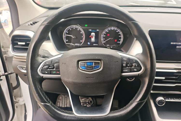 Used Geely Auto Coolray 2019 260T DCT Knight China V Standard Steering Wheel