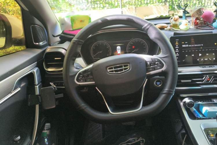 Used Geely Auto Coolray 2019 260T DCT Knight China VI Standard Steering Wheel