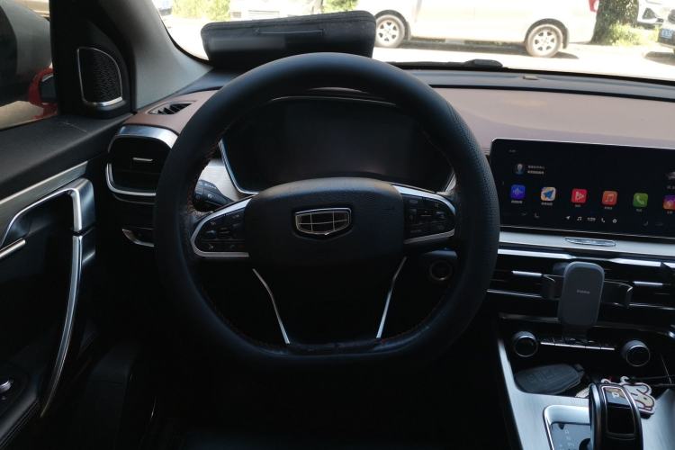 Used Geely Auto Coolray 2019 260T DCT Explorer China VI Standard Steering Wheel