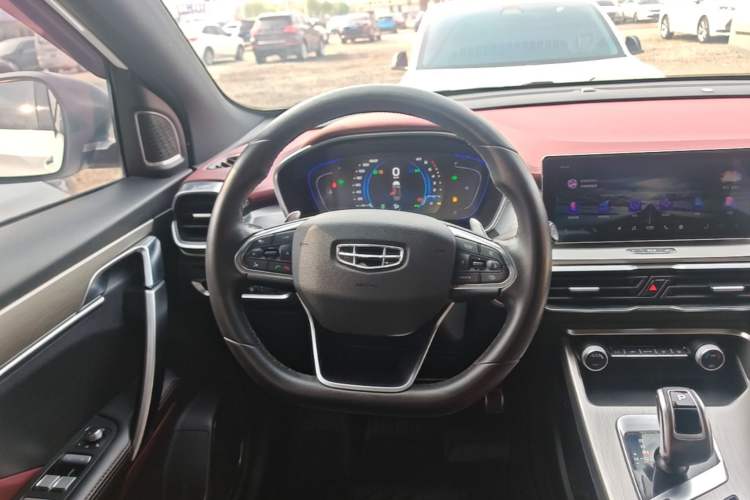 Used Geely Auto Coolray 2019 Sport Version 260T DCT Battle China VI Standard Steering Wheel