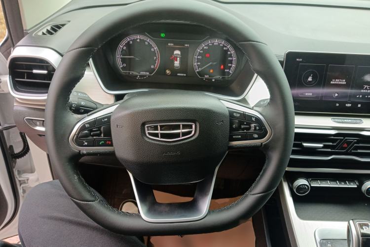 Used Geely Auto Coolray 2019 260T DCT Knight China VI Standard Steering Wheel