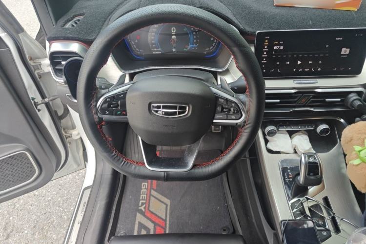 Used Geely Auto Coolray 2019 Sport Model 260T DCT Patrol China V Standard Steering Wheel