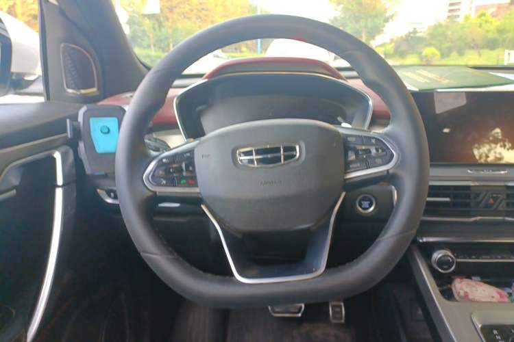 Used Geely Auto Coolray 2019 Sport Version 260T DCT Battle China VI Standard Steering Wheel
