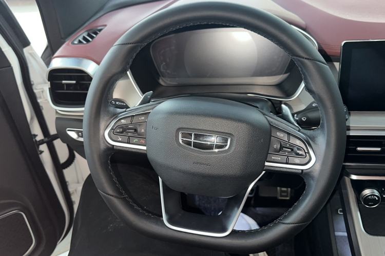 Used Geely Auto Coolray 2019 Sport Version 260T DCT Battle China VI Standard Steering Wheel