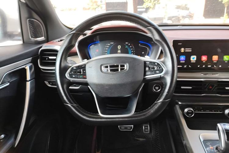 Used Geely Auto Coolray 2019 Sport Model 260T DCT Battle China V Standard Steering Wheel