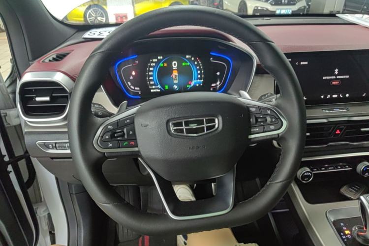 Used Geely Auto Coolray 2019 Sport Model 260T DCT Battle China V Standard Steering Wheel