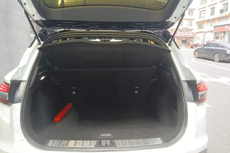 Used Geely Auto Coolray 2019 Sport Model 260T DCT Battle China V Standard Trunk