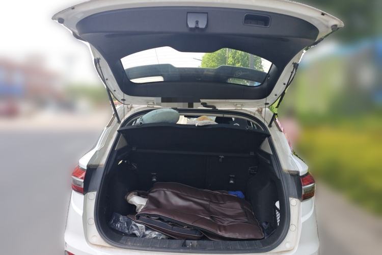 Used Geely Auto Coolray 2019 260T DCT Knight China V Standard Trunk