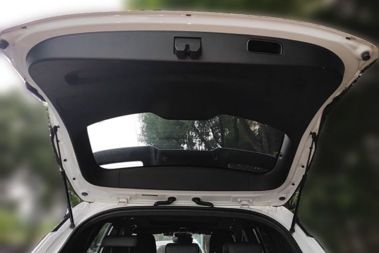 Used Geely Auto Coolray 2019 Sport Version 260T DCT Battle China VI Standard Trunk