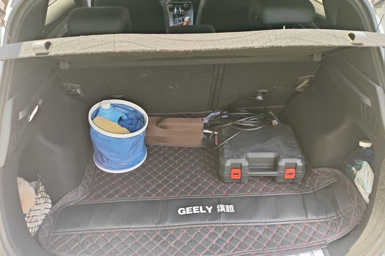 Used Geely Auto Coolray 2019 Sport Model 260T DCT Battle China V Standard Trunk
