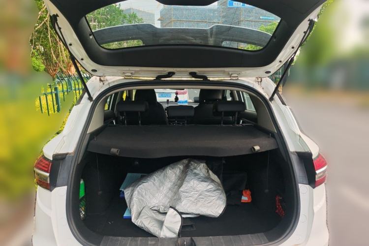 Used Geely Auto Coolray 2019 260T DCT Knight China V Standard Trunk