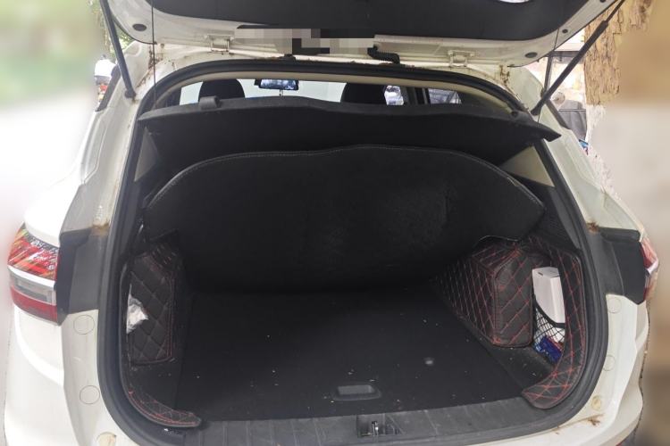 Used Geely Auto Coolray 2019 260T DCT Knight China VI Standard Trunk