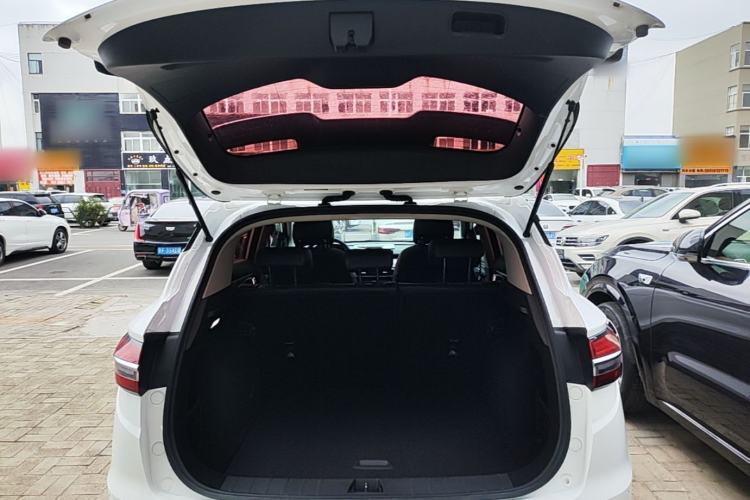 Used Geely Auto Coolray 2019 260T DCT Knight China V Standard Trunk