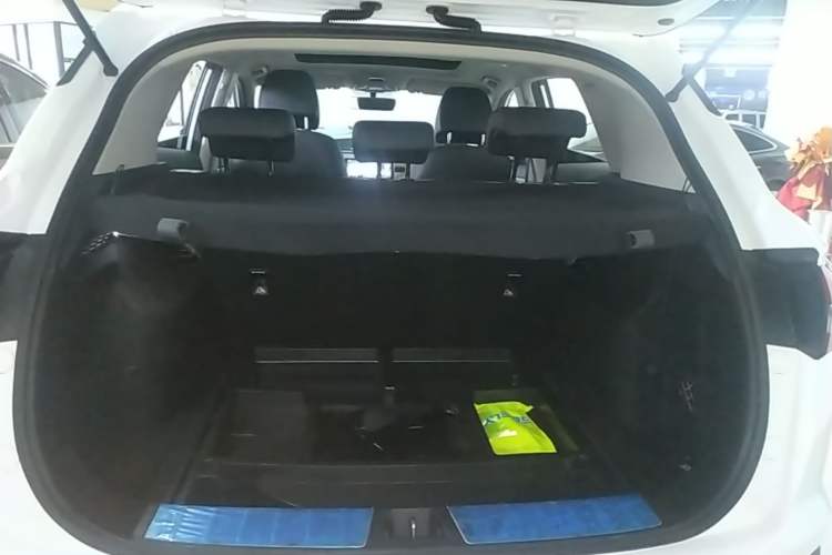 Used Geely Auto Coolray 2019 260T DCT Explorer China V Standard Trunk