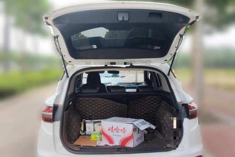 Used Geely Auto Coolray 2019 260T DCT Knight China V Standard Trunk