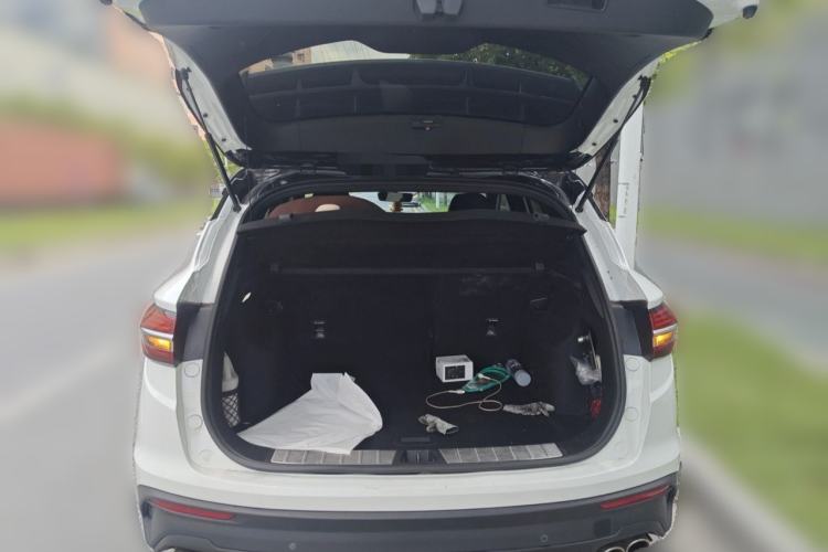 Used Geely Auto Coolray 2019 Sport Model 260T DCT Patrol China V Standard Trunk