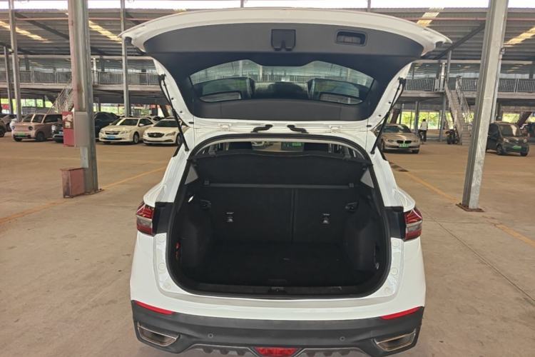 Used Geely Auto Coolray 2019 260T DCT Knight China VI Standard Trunk