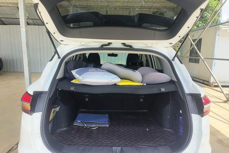 Used Geely Auto Coolray 2019 260T DCT Knight China VI Standard Trunk