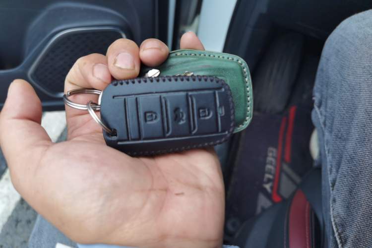 Used Geely Auto Coolray 2019 Sport Model 260T DCT Battle China V Standard Vehicle Key