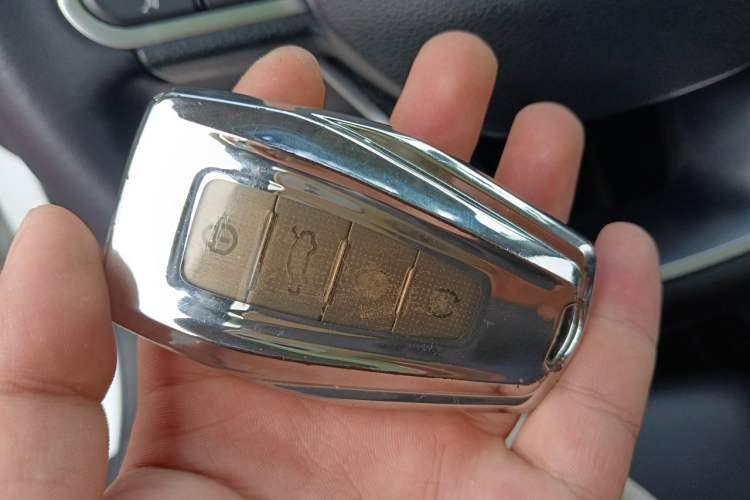 Used Geely Auto Coolray 2019 260T DCT Knight China VI Standard Vehicle Key