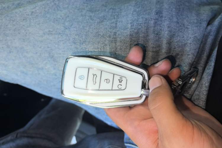 Used Geely Auto Coolray 2019 260T DCT Knight China V Standard Vehicle Key