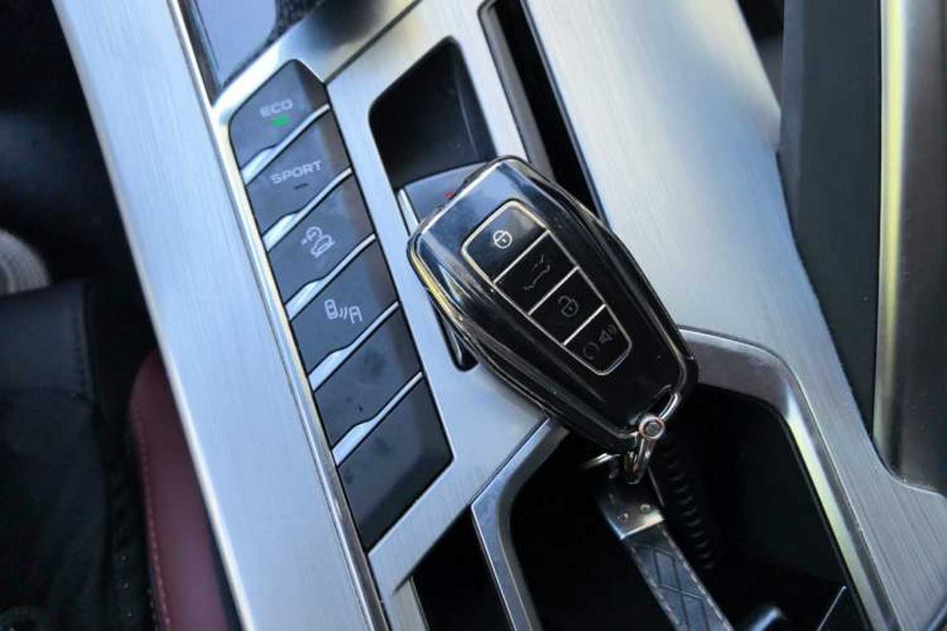 Used Geely Auto Coolray 2019 Sport Version 260T DCT Explorer China VI Standard Vehicle Key