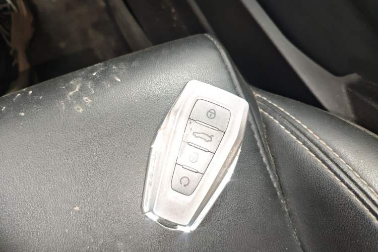 Used Geely Auto Coolray 2019 260T DCT Knight China V Standard Vehicle Key