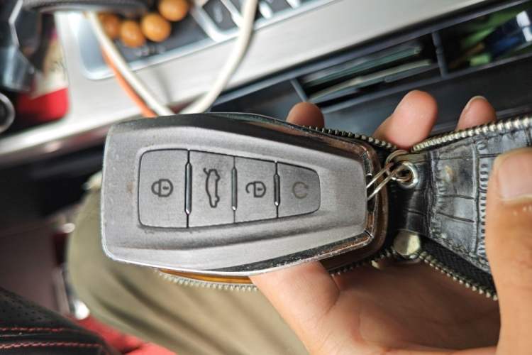 Used Geely Auto Coolray 2019 Sport Version 260T DCT Battle China VI Standard Vehicle Key