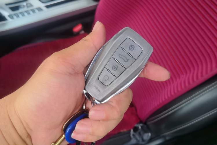 Used Geely Auto Coolray 2019 260T DCT Knight China VI Standard Vehicle Key