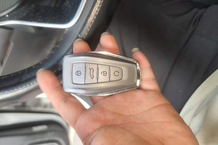 Used Geely Auto Coolray 2019 260T DCT Knight China VI Standard Vehicle Key