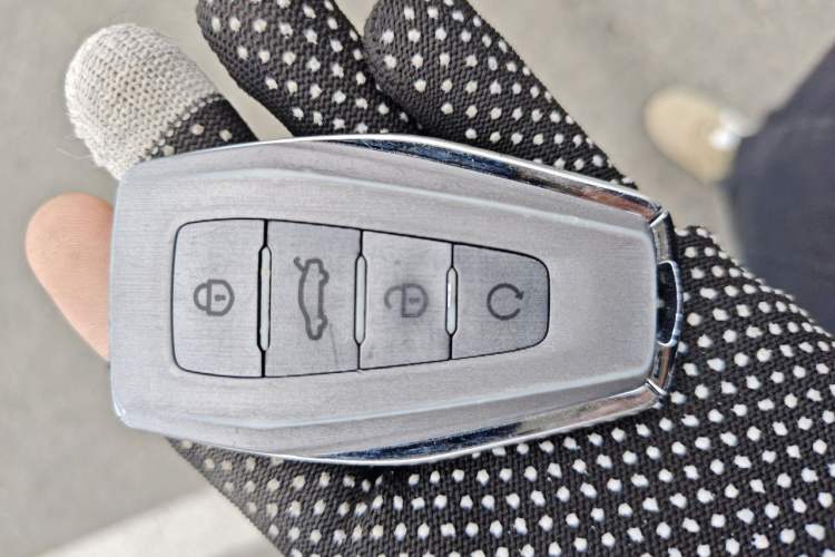 Used Geely Auto Coolray 2019 260T DCT Knight China VI Standard Vehicle Key