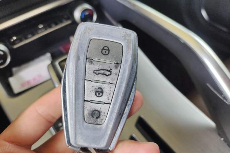 Used Geely Auto Coolray 2019 260T DCT Explorer China VI Standard Vehicle Key