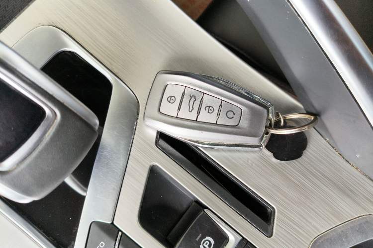 Used Geely Auto Coolray 2019 Sport Version 260T DCT Battle China VI Standard Vehicle Key