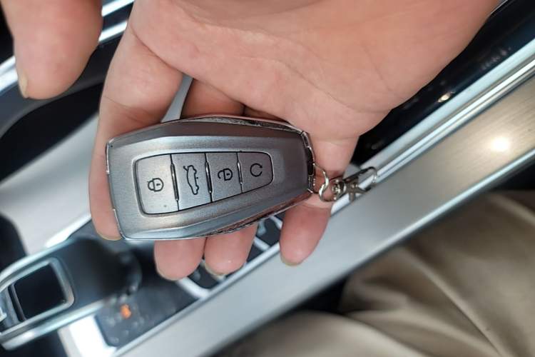 Used Geely Auto Coolray 2019 260T DCT Knight China VI Standard Vehicle Key