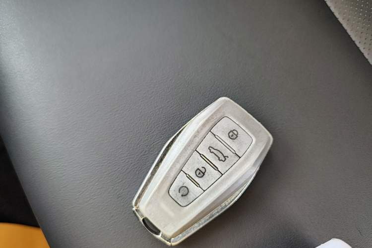 Used Geely Auto Coolray 2019 260T DCT Knight China VI Standard Vehicle Key