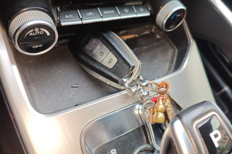 Used Geely Auto Coolray 2019 260T DCT Explorer China V Standard Vehicle Key