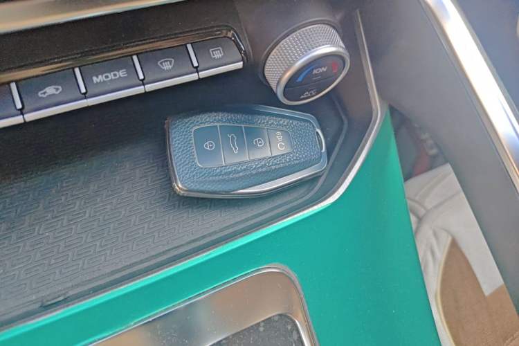 Used Geely Auto Coolray 2019 260T DCT Knight China VI Standard Vehicle Key