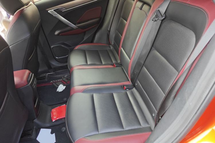 Used Geely Auto Coolray 2019 Sport Version 260T DCT Battle China VI Standard Left Rear Seat