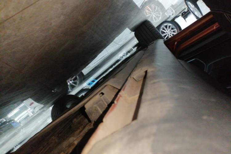 Used Geely Auto Coolray 2019 260T DCT Knight China V Standard Left Side Sill