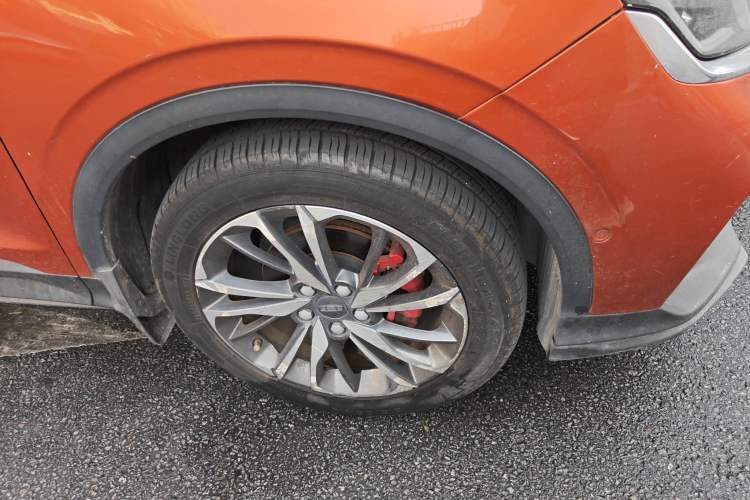 Used Geely Auto Coolray 2019 Sport Version 260T DCT Battle China VI Standard Right Front Wheel Hub
