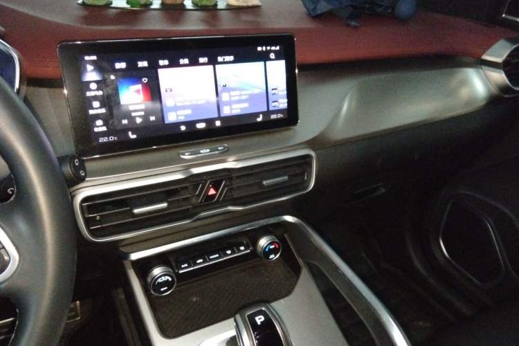 Used Geely Auto Coolray 2020 PRO 260T DCT Ranger Audio And AC Panel