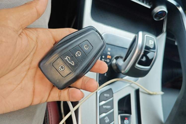 Used Geely Auto Coolray 2020 PRO 260T DCT Light Knight BSG Vehicle Key