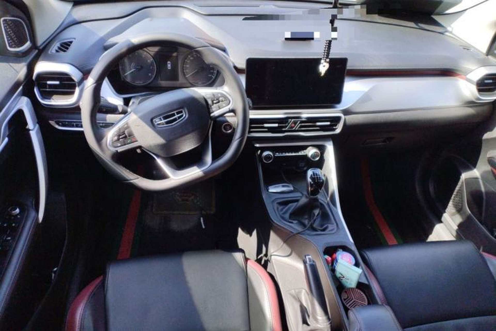 Used Geely Auto Coolray 2020 240T Manual Archer Center Console