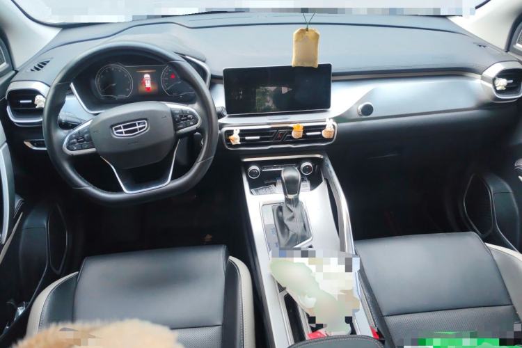 Used Geely Auto Coolray 2020 PRO 240T DCT Hunter Center Console