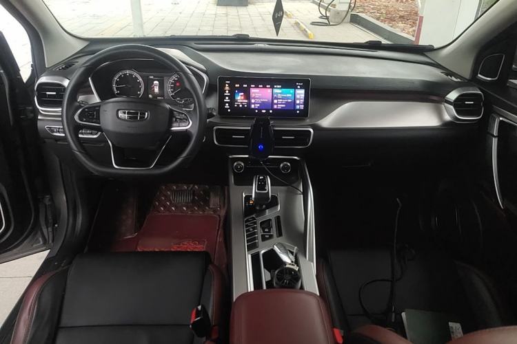 Used Geely Auto Coolray 2020 Facelift 240T DCT Hunter Center Console