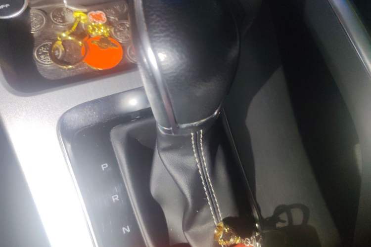 Used Geely Auto Coolray 2020 PRO 240T DCT Hunter Gear Lever