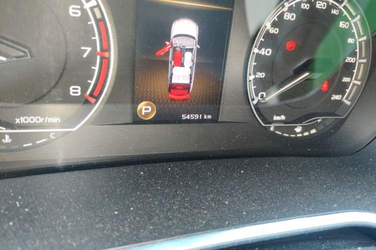 Used Geely Auto Coolray 2020 PRO 240T DCT Hunter Odometer Close Up