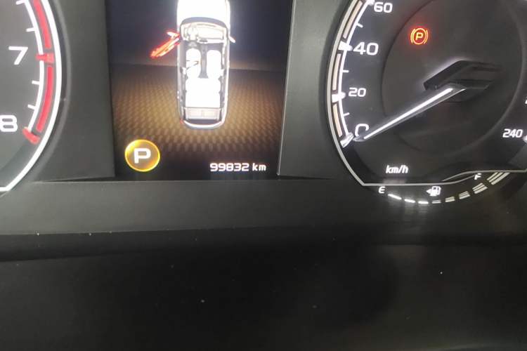 Used Geely Auto Coolray 2020 Facelift 240T DCT Hunter Odometer Close Up